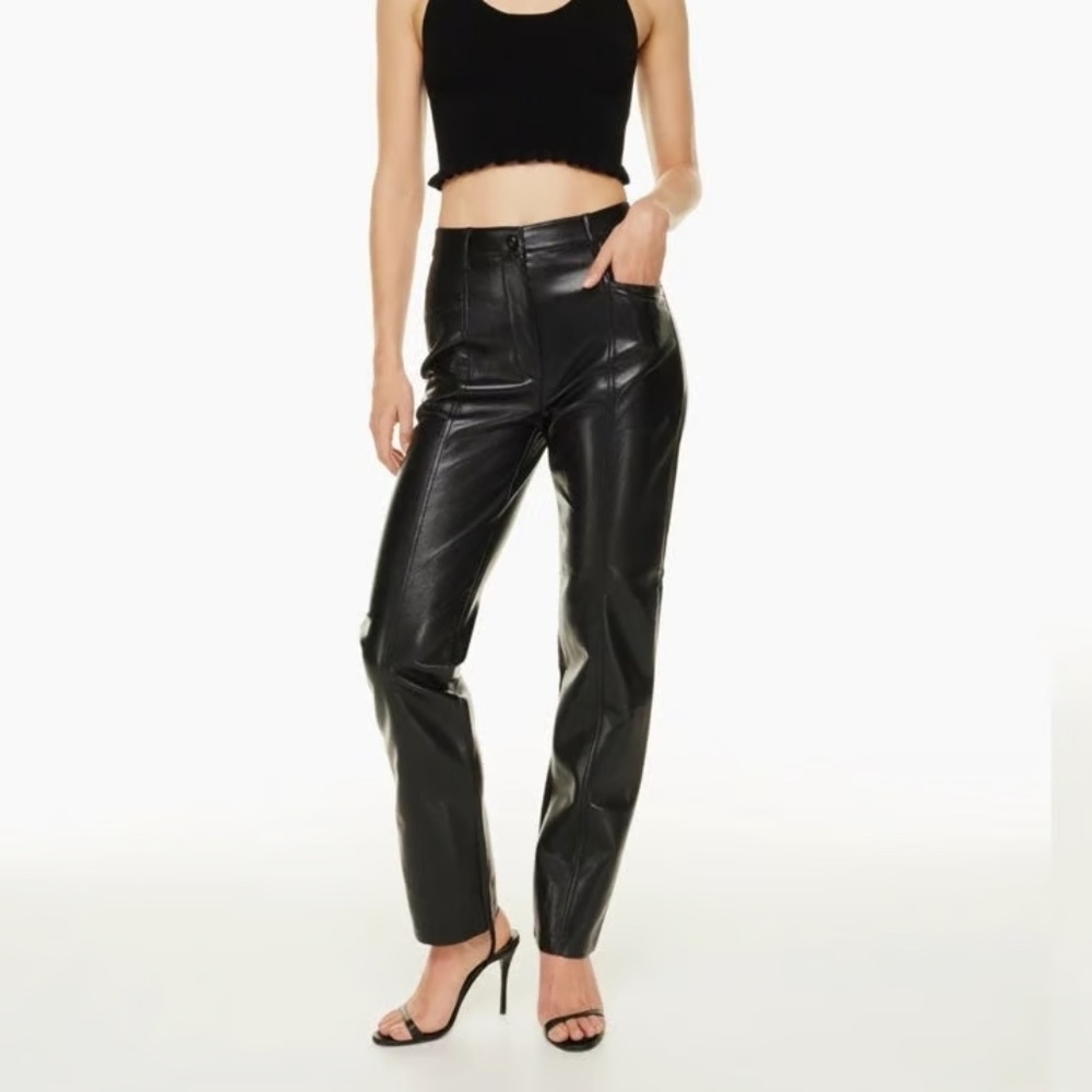 Aritzia Vegan Leather Rebel Pant in Black Size 2